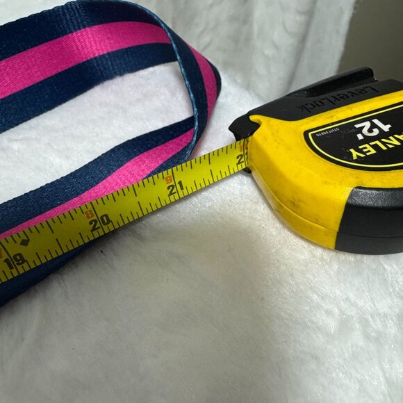 Simply Southern Neoprene Crossbody Bag With Floral Print & Adjustable Strap - Picture 8 of 8